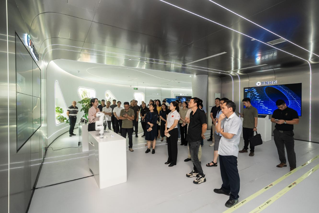 碰一碰，商業(yè)航天煥“智”力