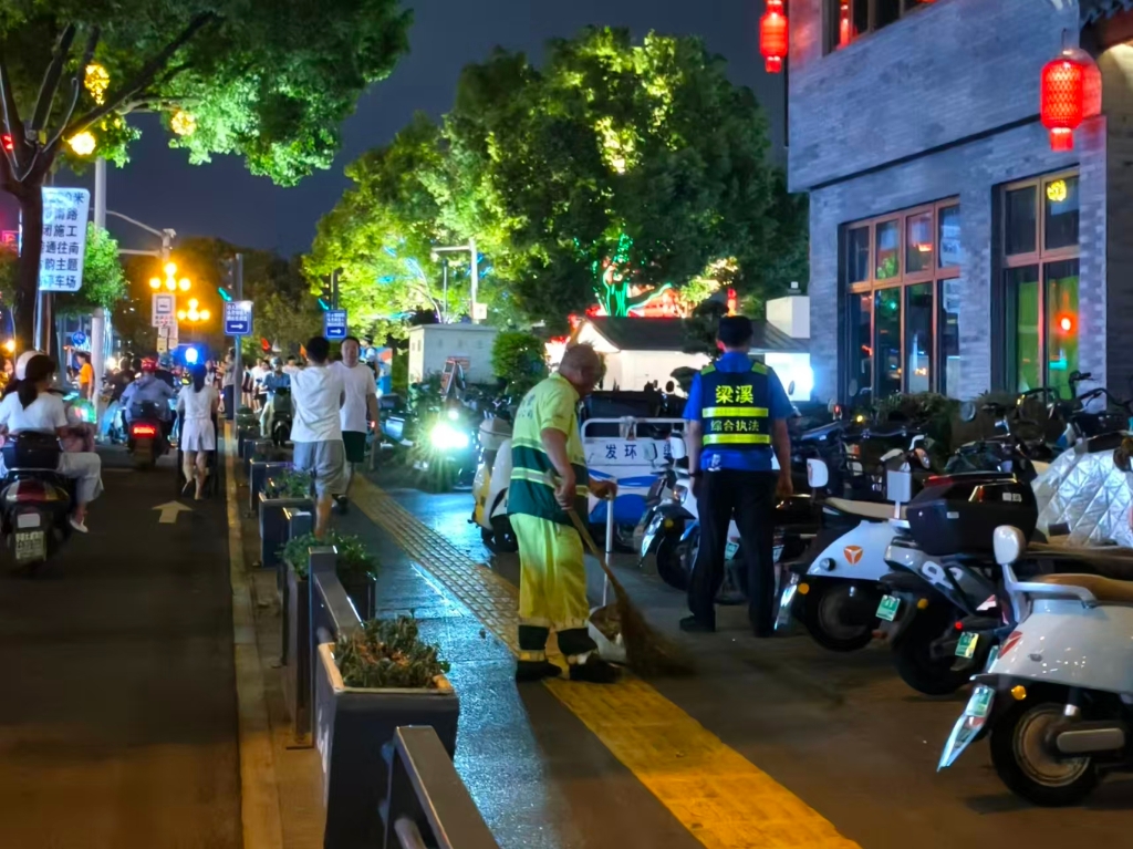 國(guó)慶我在崗|共繪國(guó)慶“城”意畫卷