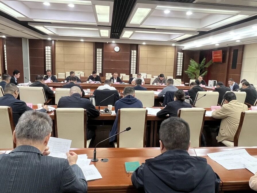 梁溪區(qū)召開污染防治攻堅(jiān)例會(huì)暨新一輪太湖治理推進(jìn)會(huì)