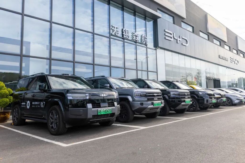 先破后立，求變求新！區(qū)領(lǐng)導(dǎo)專(zhuān)題推進(jìn)黃巷街道高質(zhì)量發(fā)展工作